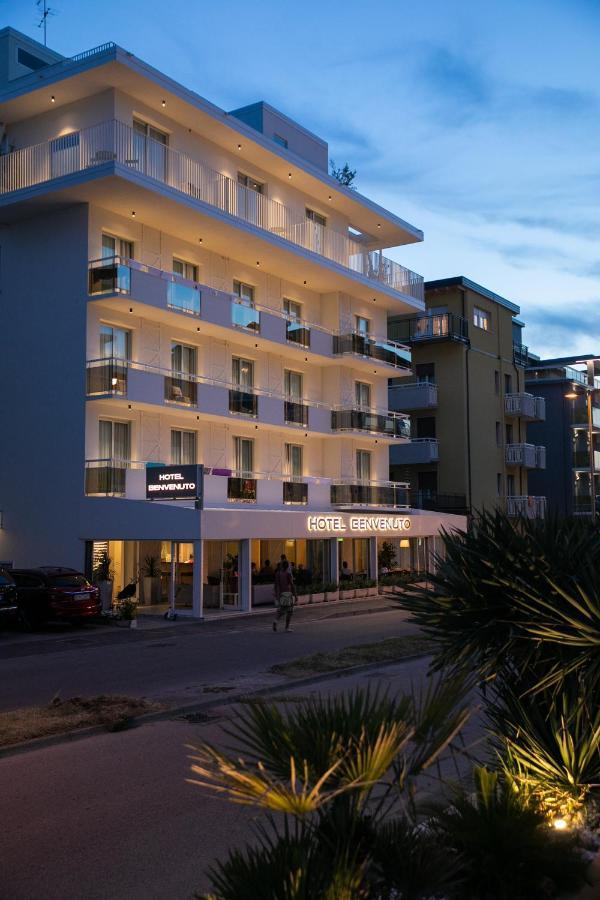 Hotel Benvenuto Caorle Bagian luar foto