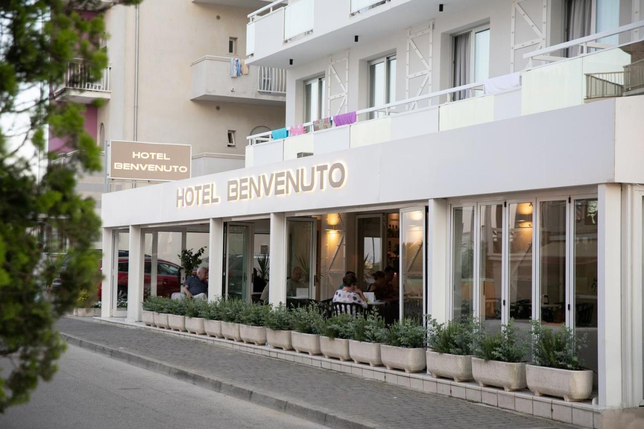 Hotel Benvenuto Caorle Bagian luar foto