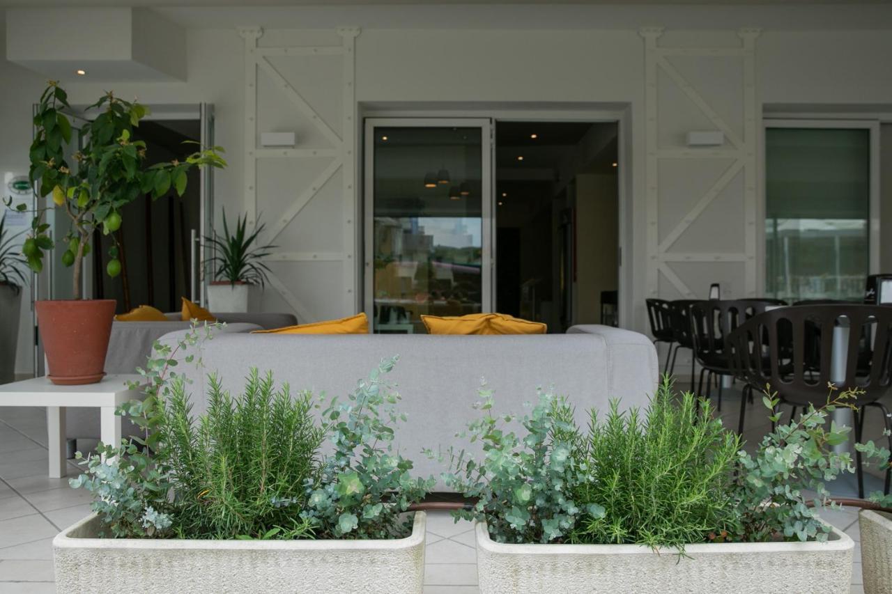 Hotel Benvenuto Caorle Bagian luar foto