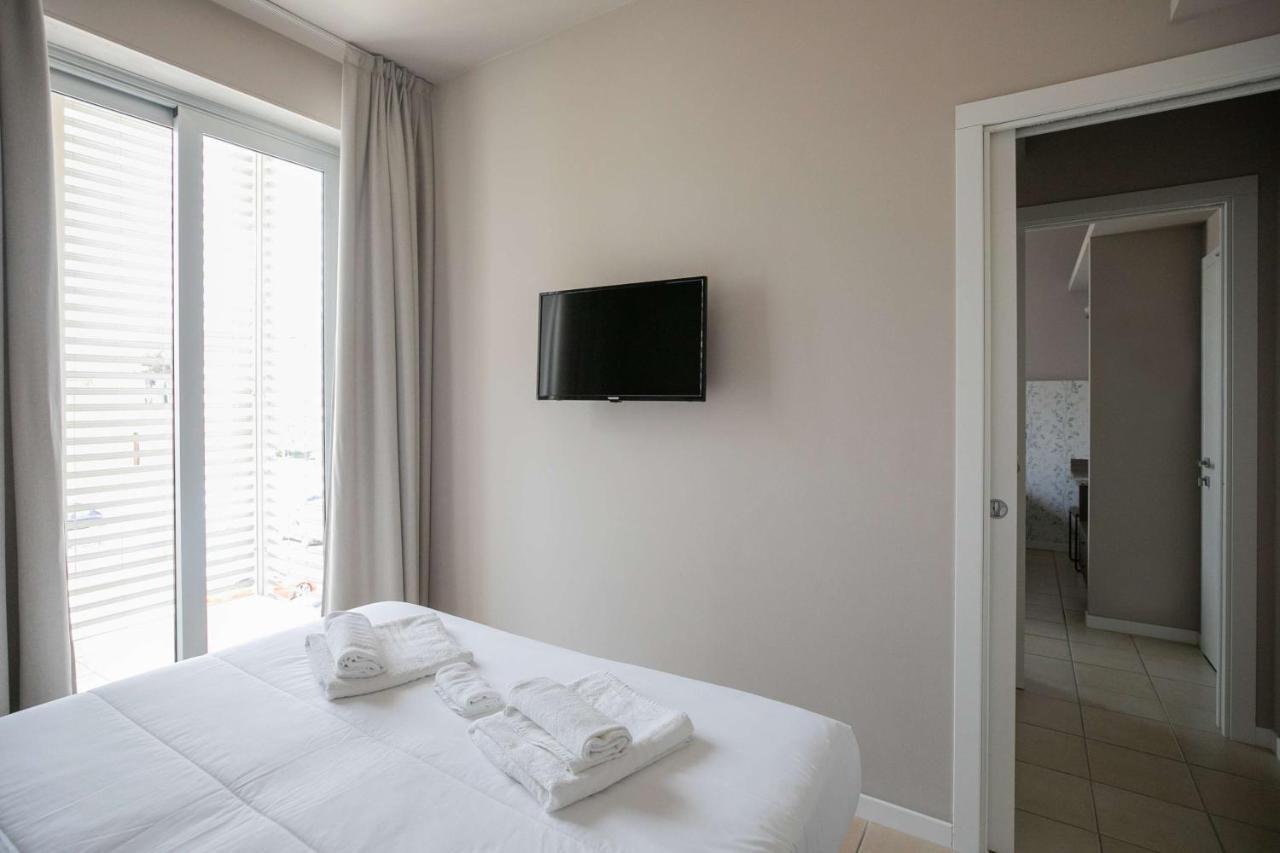 Hotel Benvenuto Caorle Bagian luar foto