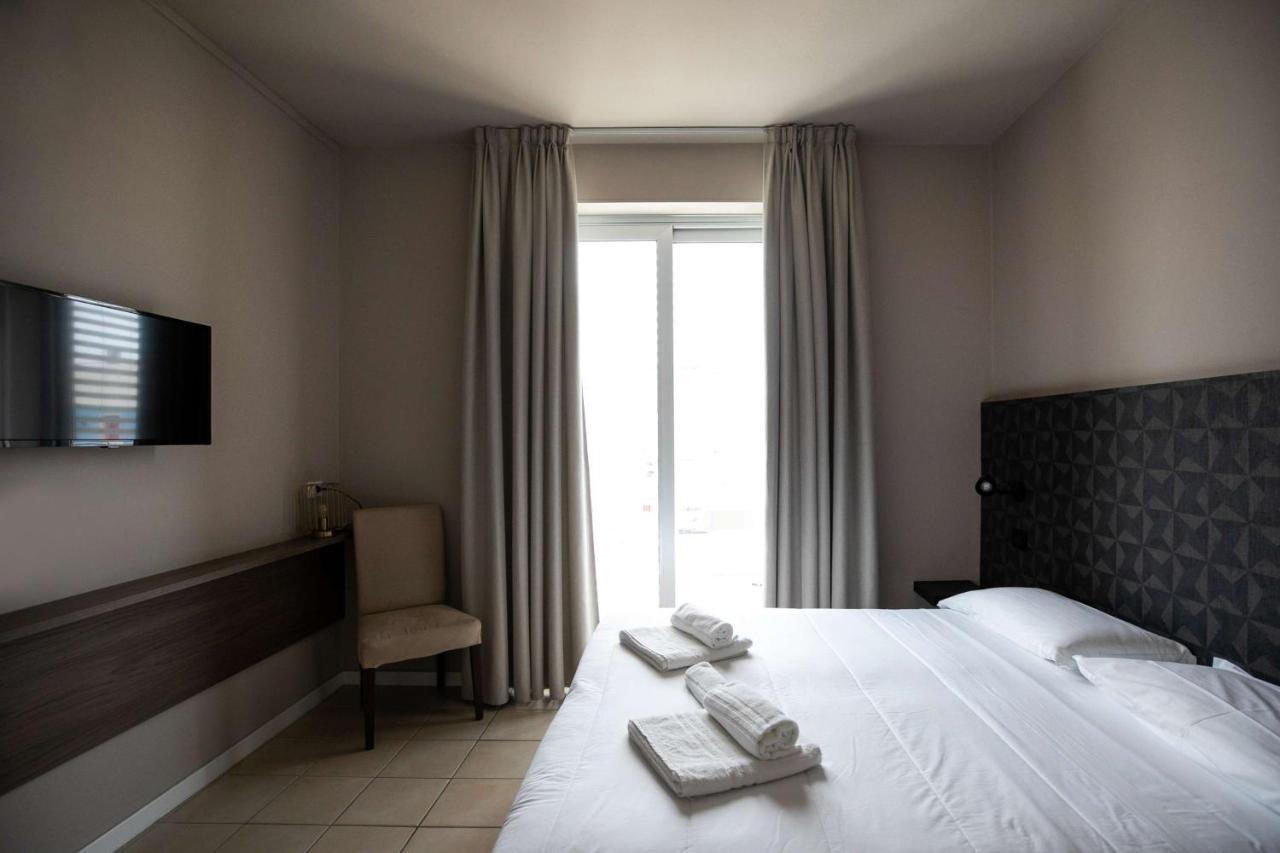 Hotel Benvenuto Caorle Bagian luar foto