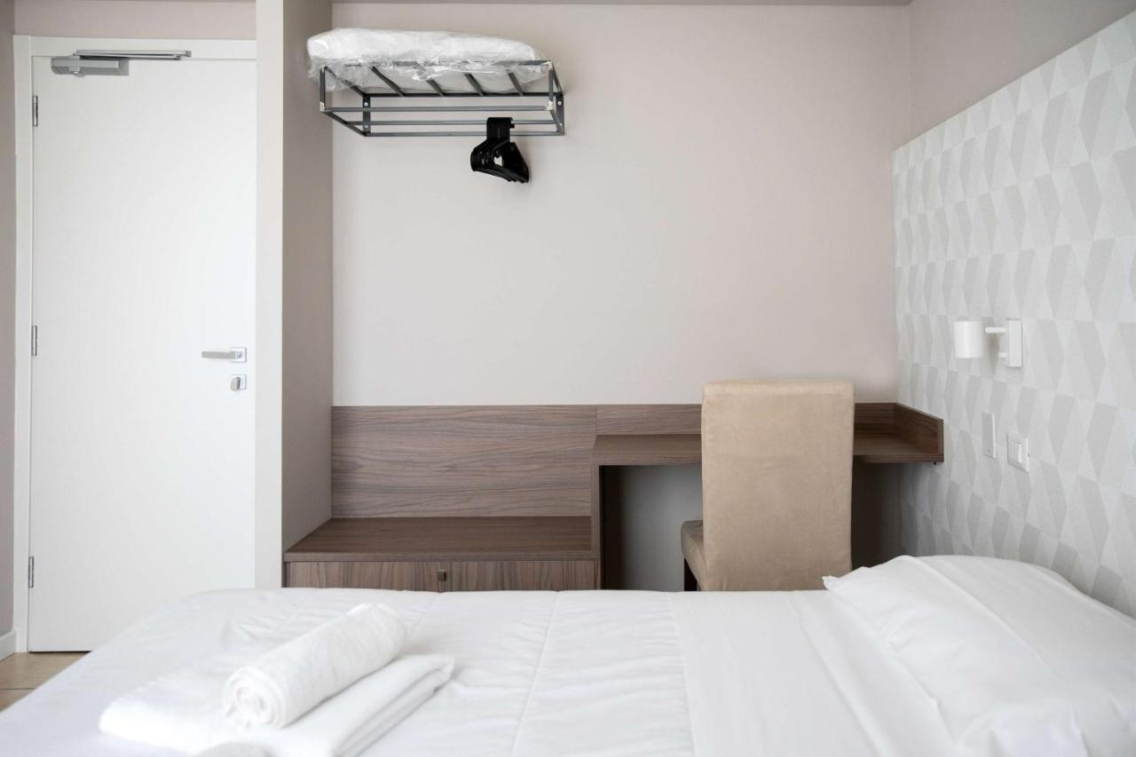 Hotel Benvenuto Caorle Bagian luar foto