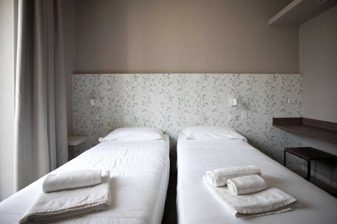 Hotel Benvenuto Caorle Bagian luar foto