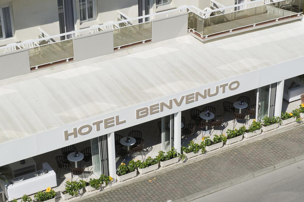 Hotel Benvenuto Caorle Bagian luar foto